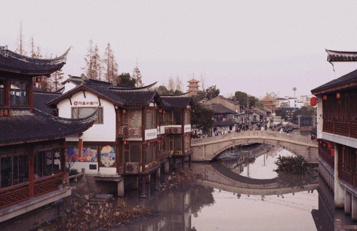新春走基层丨江苏交通“要道”迎来大车流，无锡自主创新“高速战警”上路巡逻保通畅